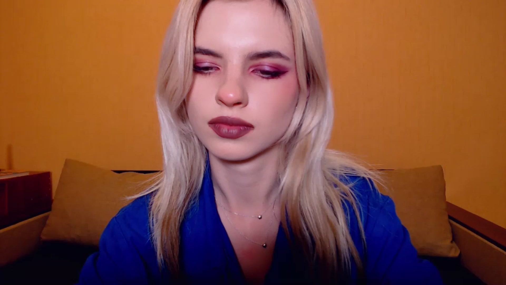 Gallery image thumbnail from Erineys's myfreecams stream on, 11/12/2023, 16:45 image 17 of 20