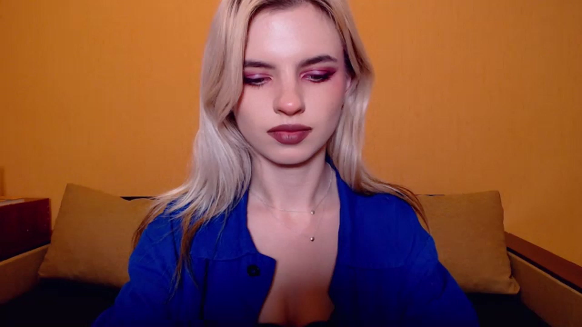 Gallery image thumbnail from Erineys's myfreecams stream on, 11/12/2023, 16:45 image 1 of 20