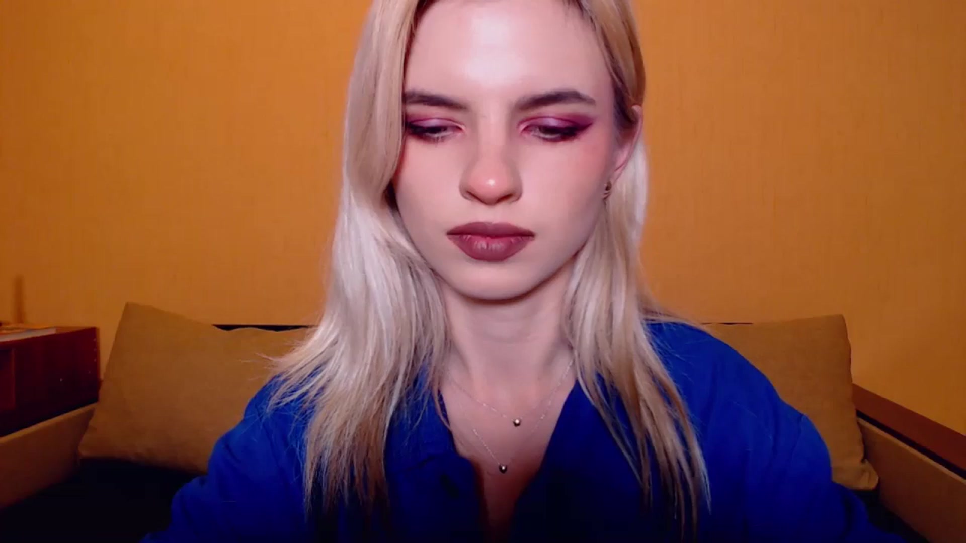 Gallery image thumbnail from Erineys's myfreecams stream on, 11/12/2023, 16:45 image 9 of 20