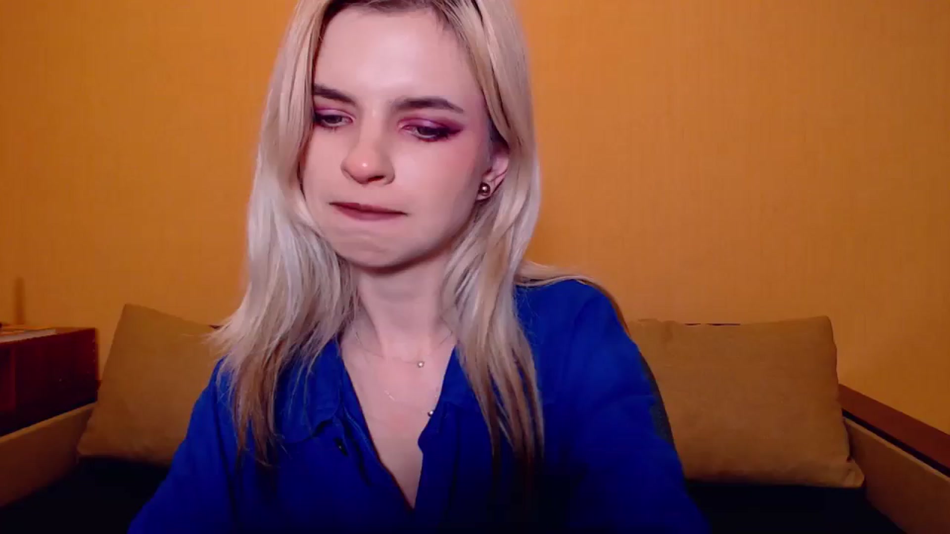 Gallery image thumbnail from Erineys's myfreecams stream on, 11/12/2023, 16:45 image 14 of 20