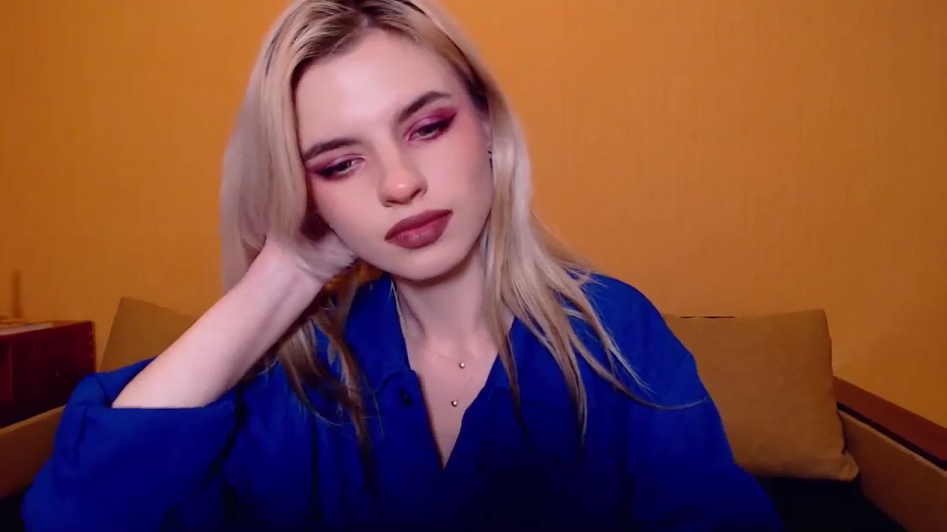 Gallery image thumbnail from Erineys's myfreecams stream on, 11/12/2023, 16:45 image 7 of 20