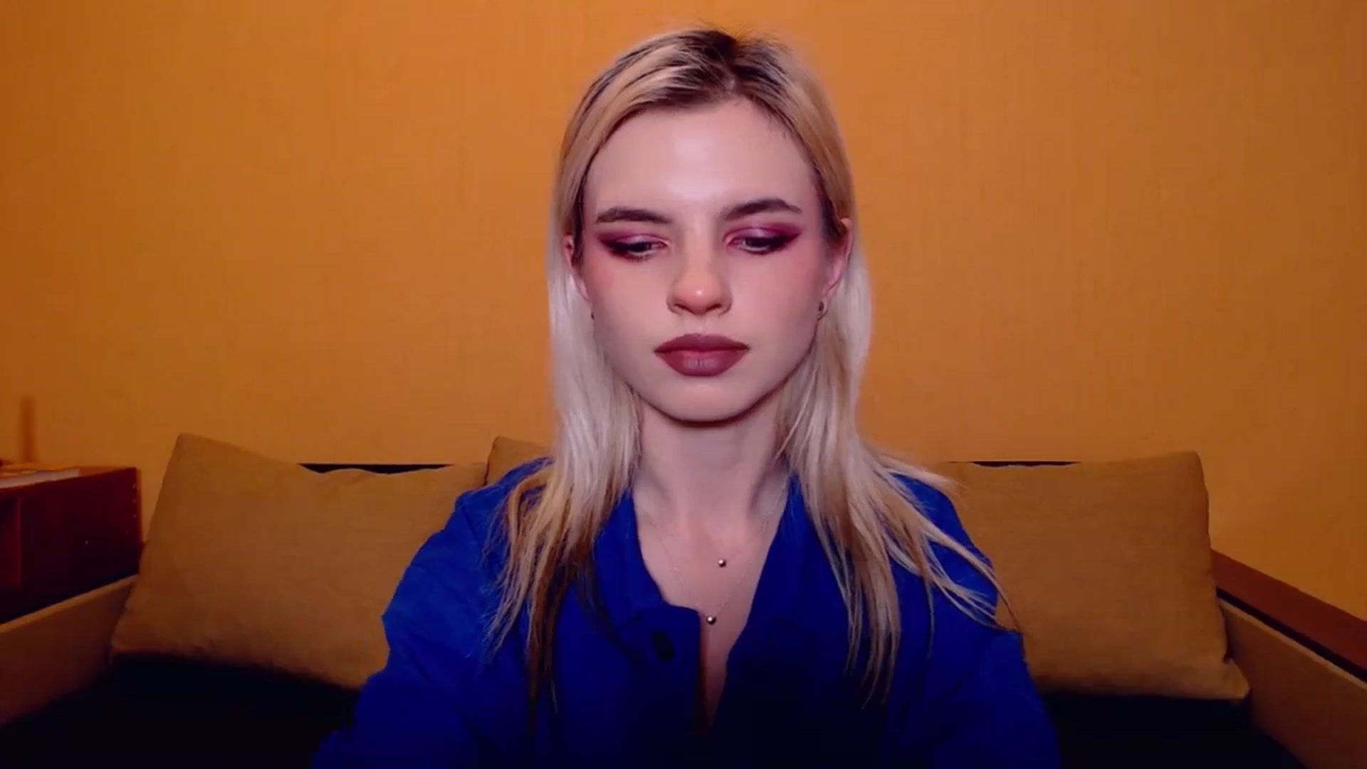 Gallery image thumbnail from Erineys's myfreecams stream on, 11/12/2023, 17:34 image 5 of 20