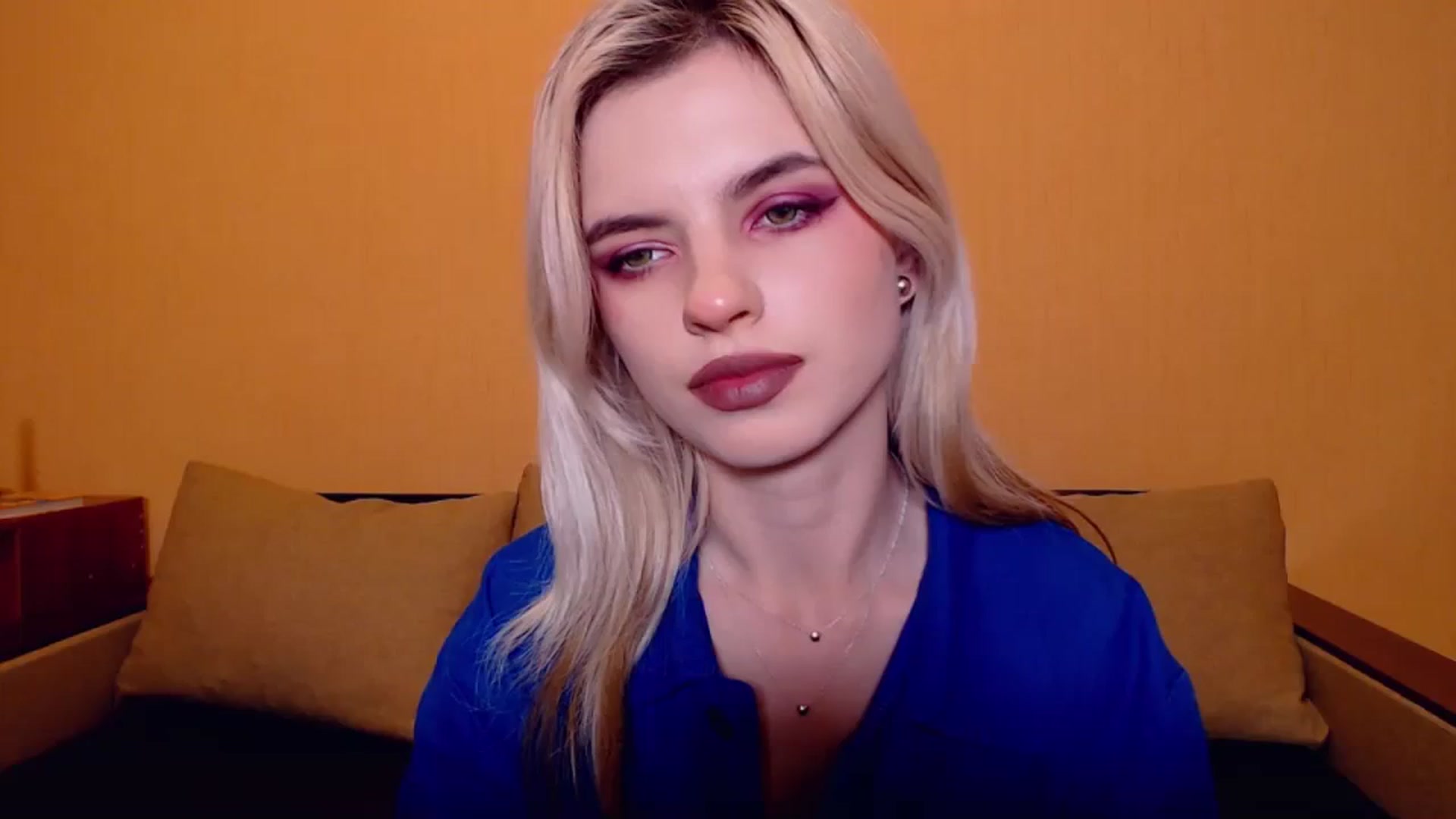 Gallery image thumbnail from Erineys's myfreecams stream on, 11/12/2023, 17:34 image 1 of 20