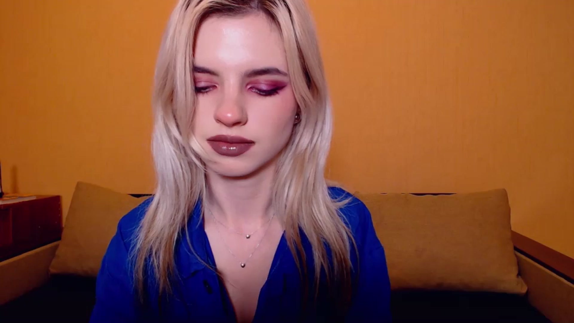 Gallery image thumbnail from Erineys's myfreecams stream on, 11/12/2023, 17:34 image 14 of 20