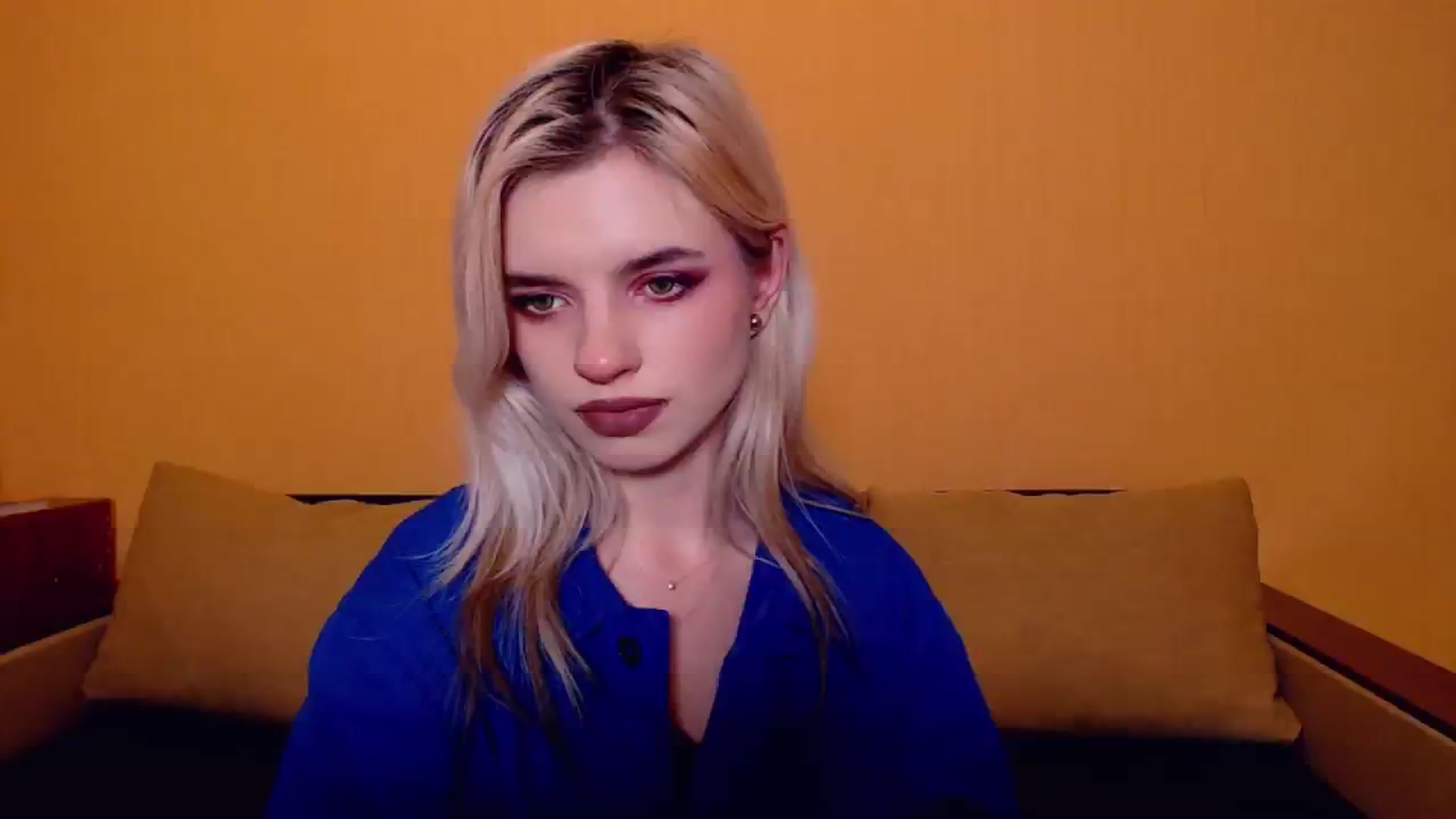 Gallery image thumbnail from Erineys's myfreecams stream on, 11/12/2023, 18:45 image 5 of 20