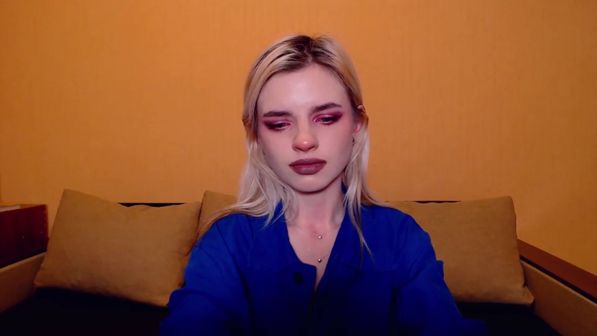 Gallery image thumbnail from Erineys's myfreecams stream on, 11/12/2023, 18:45 image 14 of 20
