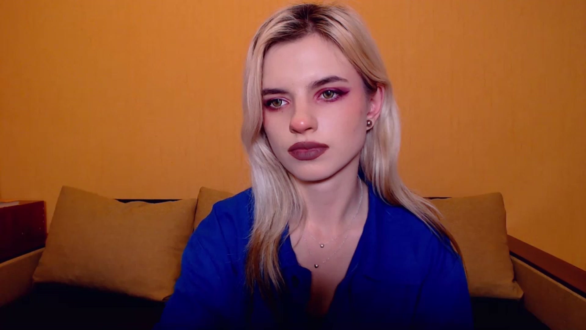 Gallery image thumbnail from Erineys's myfreecams stream on, 11/12/2023, 18:45 image 6 of 20