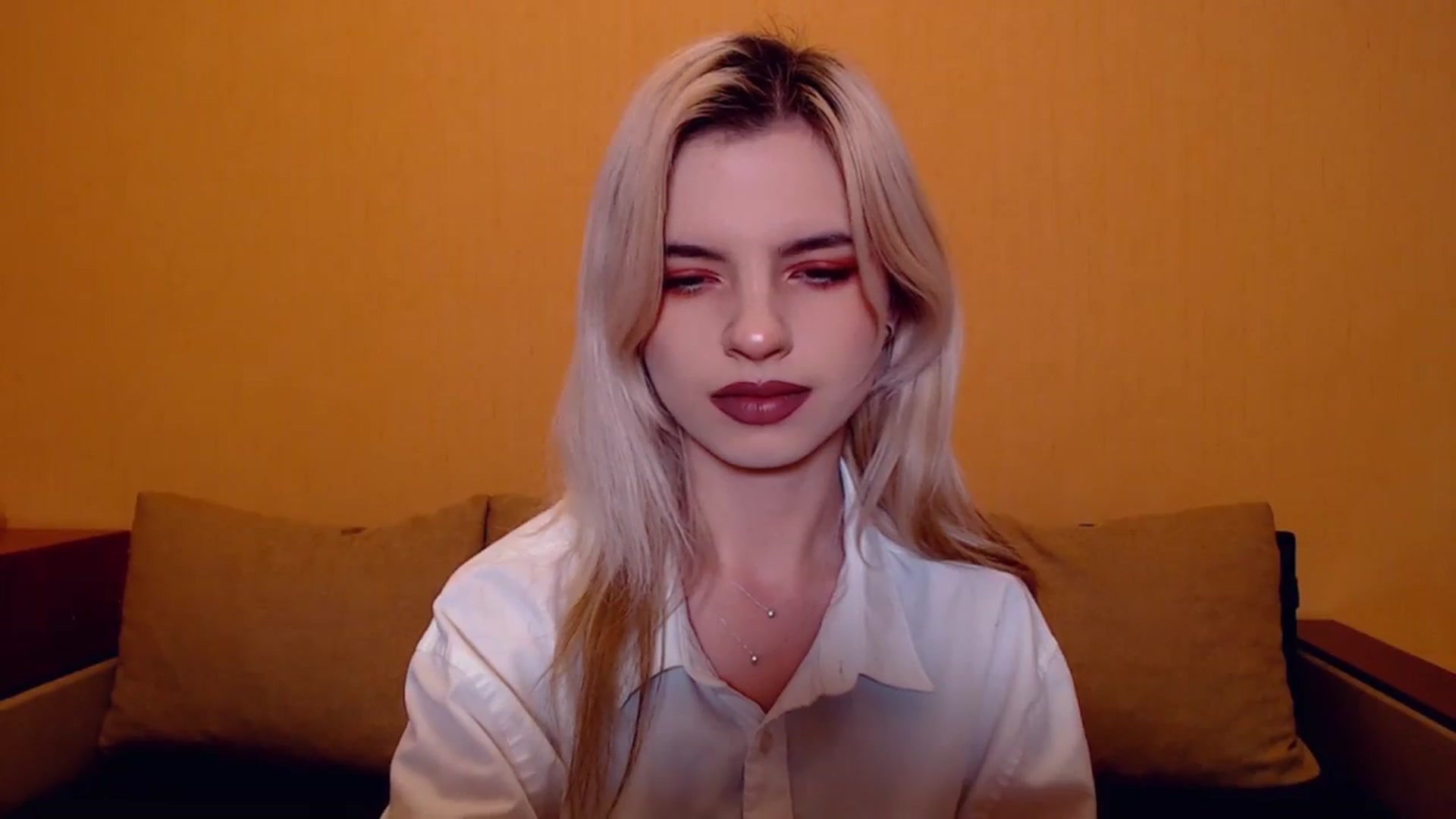 Gallery image thumbnail from Erineys's myfreecams stream on, 11/13/2023, 15:20 image 16 of 20