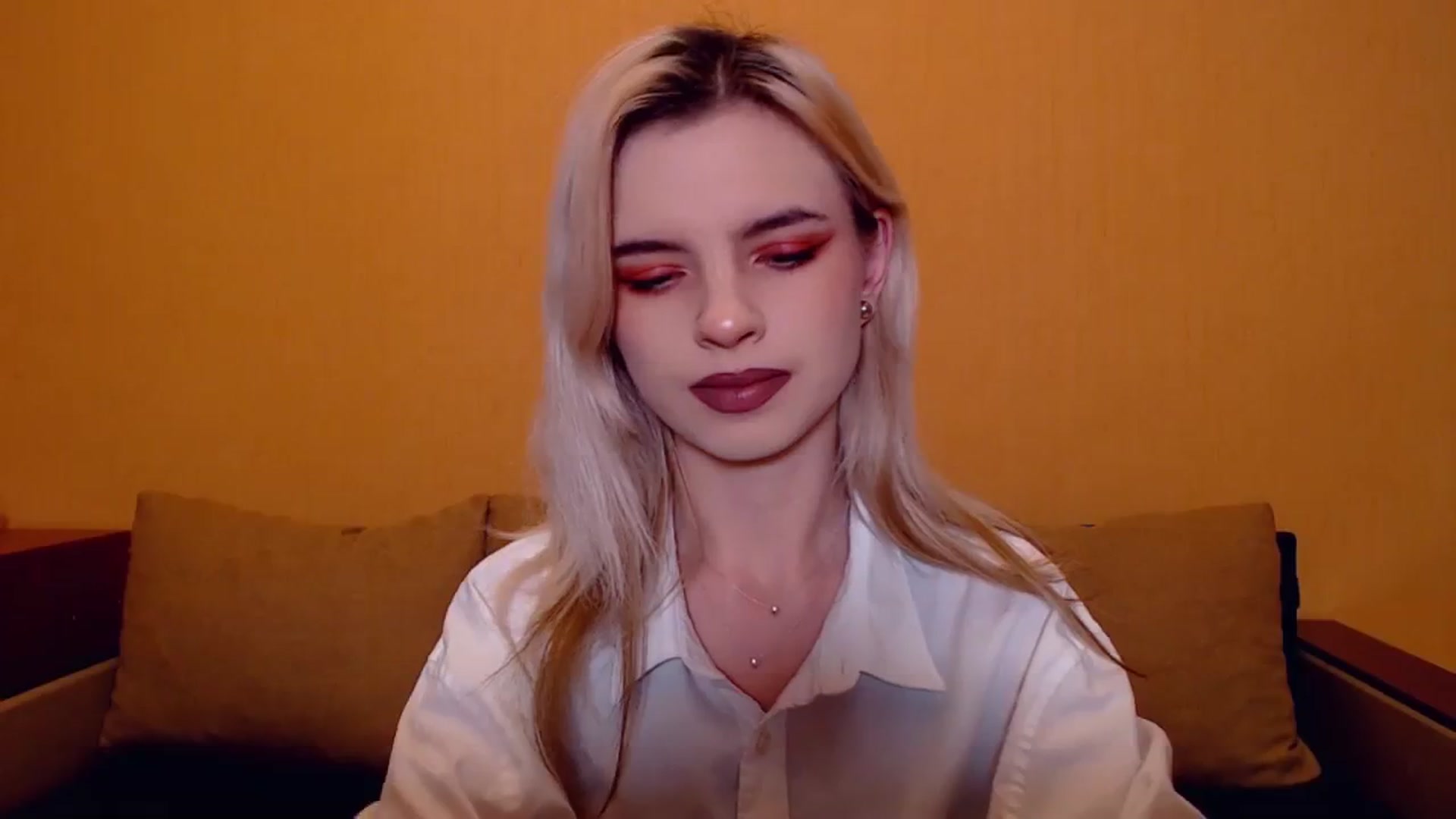 Gallery image thumbnail from Erineys's myfreecams stream on, 11/13/2023, 15:20 image 6 of 20