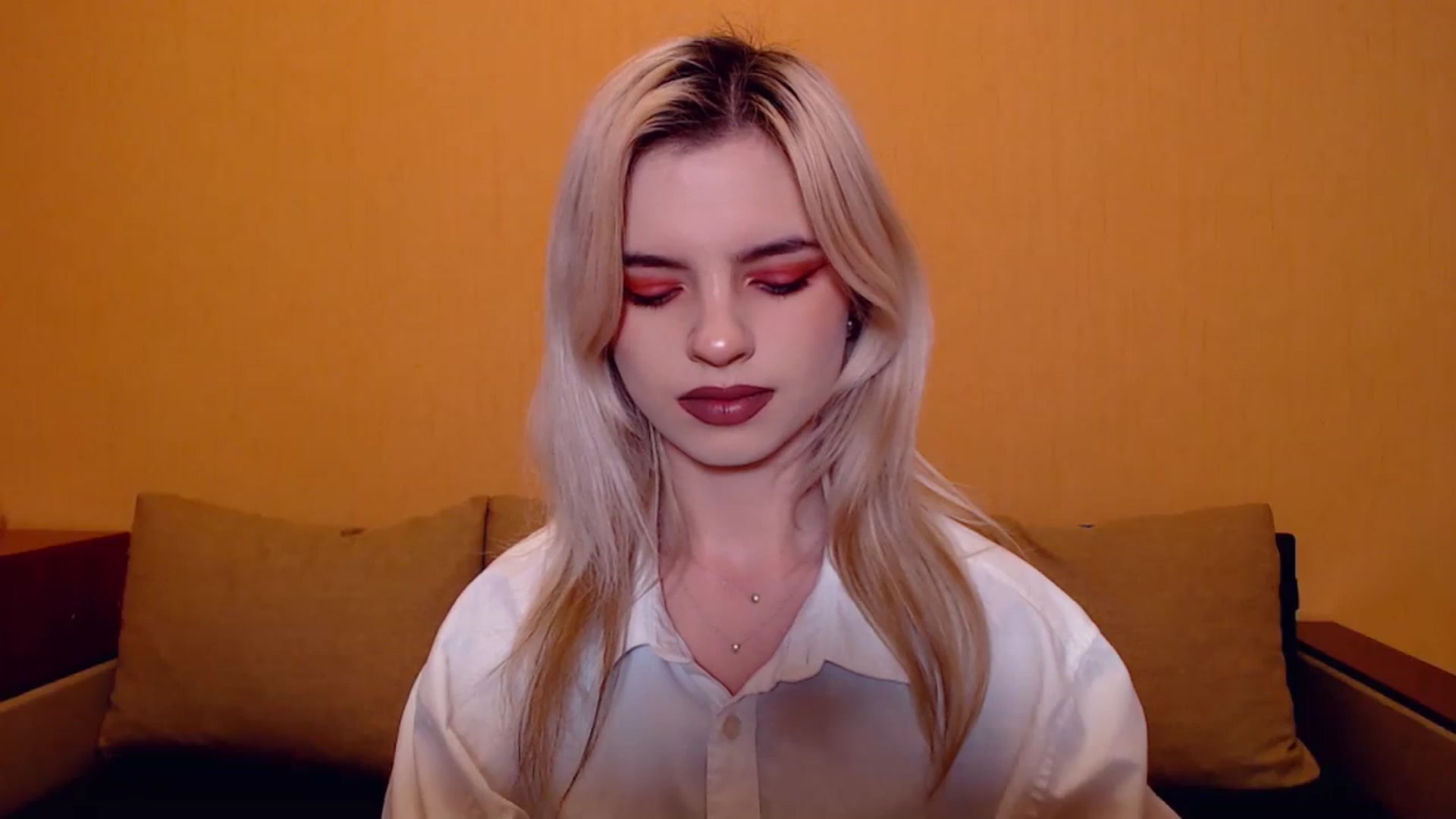 Gallery image thumbnail from Erineys's myfreecams stream on, 11/13/2023, 15:20 image 13 of 20