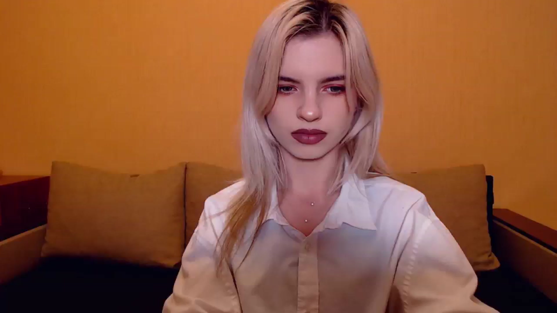 Gallery image thumbnail from Erineys's myfreecams stream on, 11/13/2023, 15:42 image 8 of 20