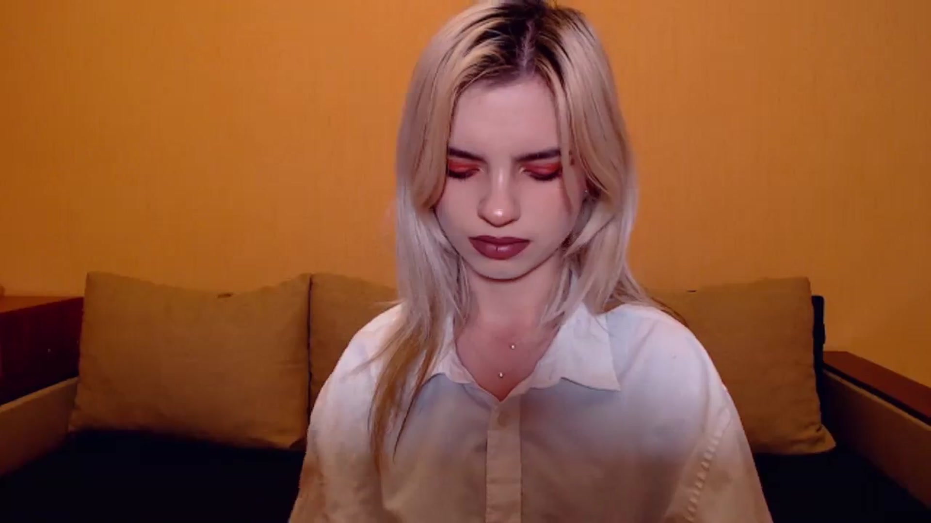 Gallery image thumbnail from Erineys's myfreecams stream on, 11/13/2023, 15:42 image 11 of 20
