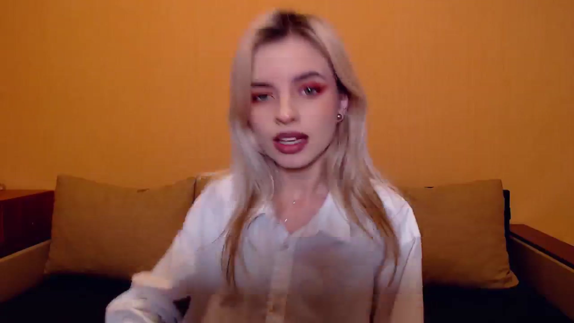 Gallery image thumbnail from Erineys's myfreecams stream on, 11/13/2023, 16:44 image 12 of 20