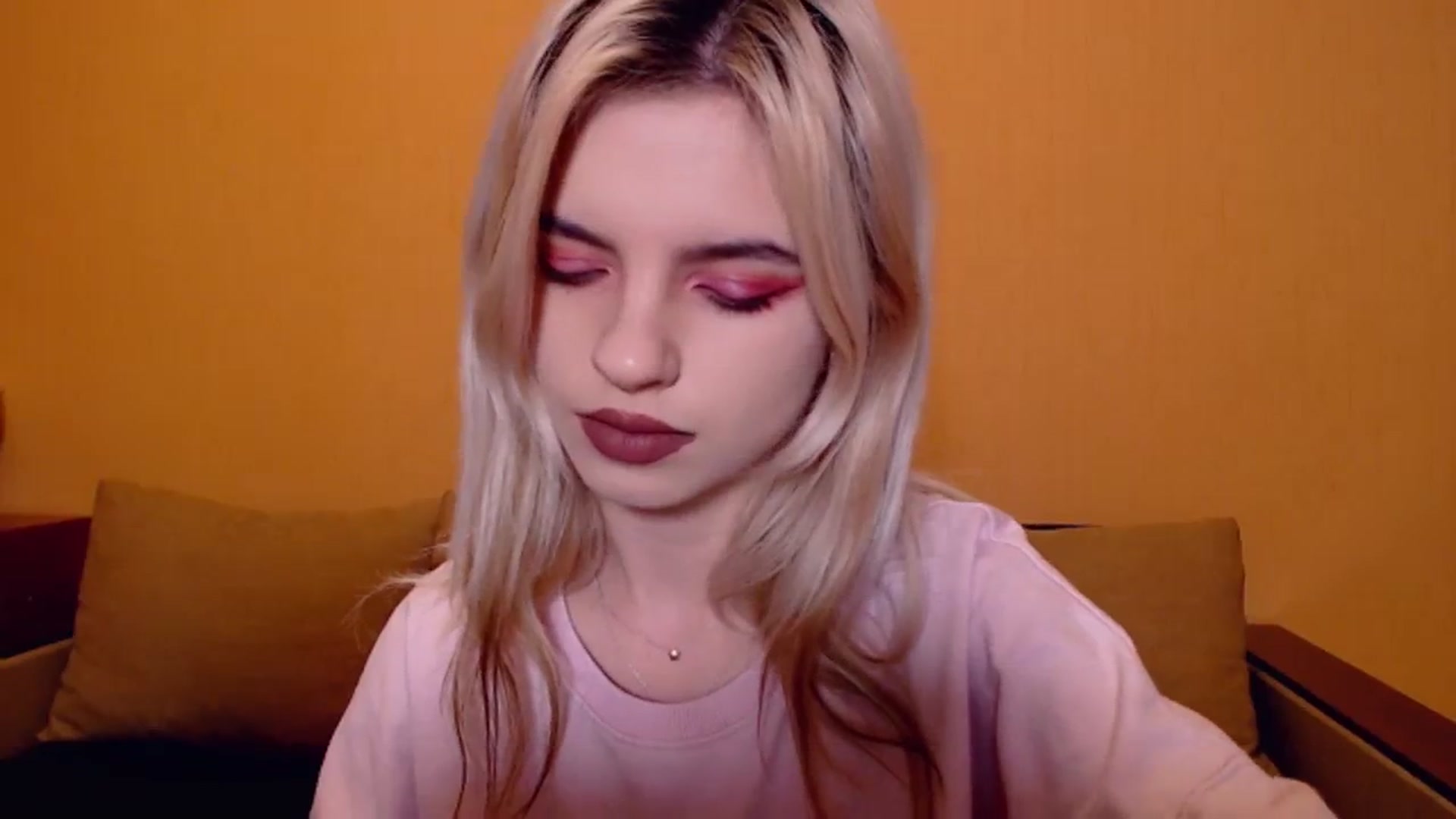 Gallery image thumbnail from Erineys's myfreecams stream on, 11/15/2023, 16:11 image 5 of 20