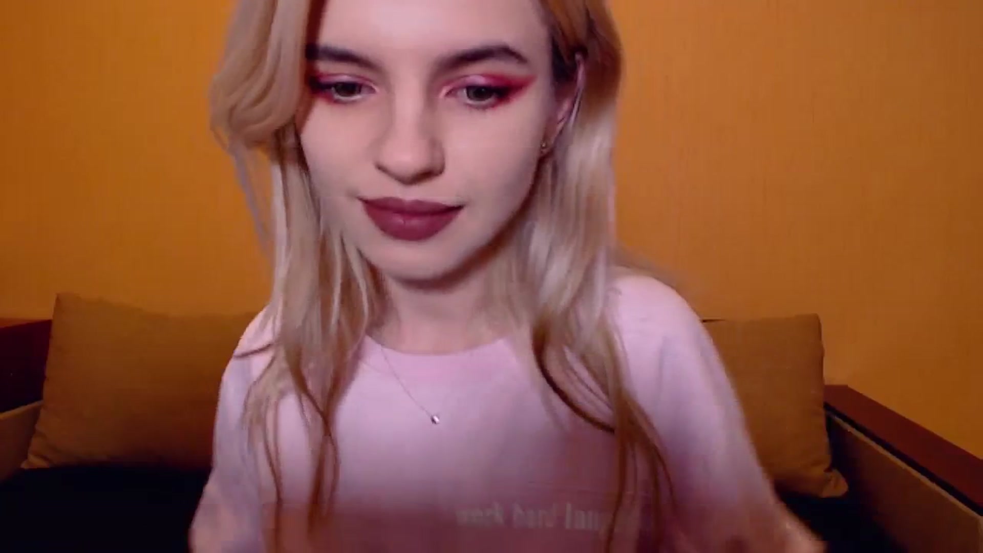 Gallery image thumbnail from Erineys's myfreecams stream on, 11/15/2023, 16:57 image 20 of 20