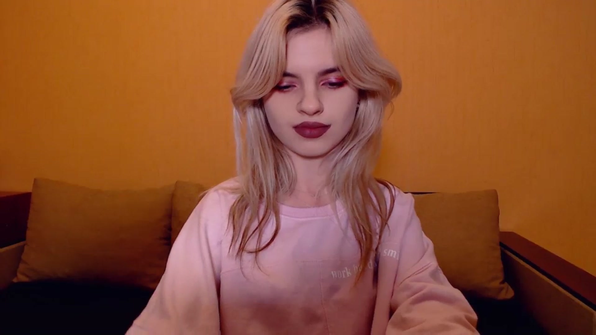 Gallery image thumbnail from Erineys's myfreecams stream on, 11/15/2023, 17:41 image 17 of 20