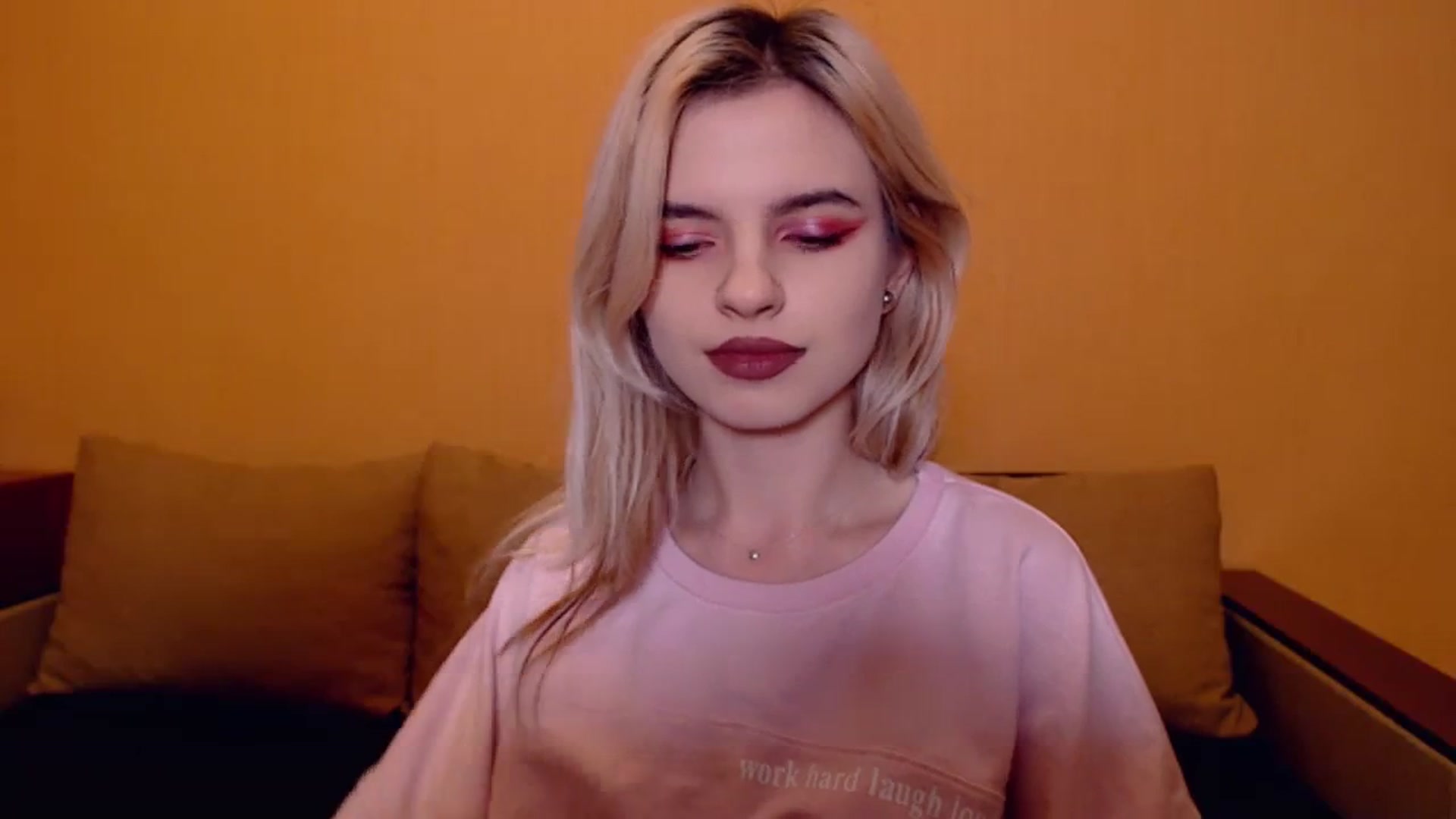 Gallery image thumbnail from Erineys's myfreecams stream on, 11/15/2023, 17:41 image 6 of 20