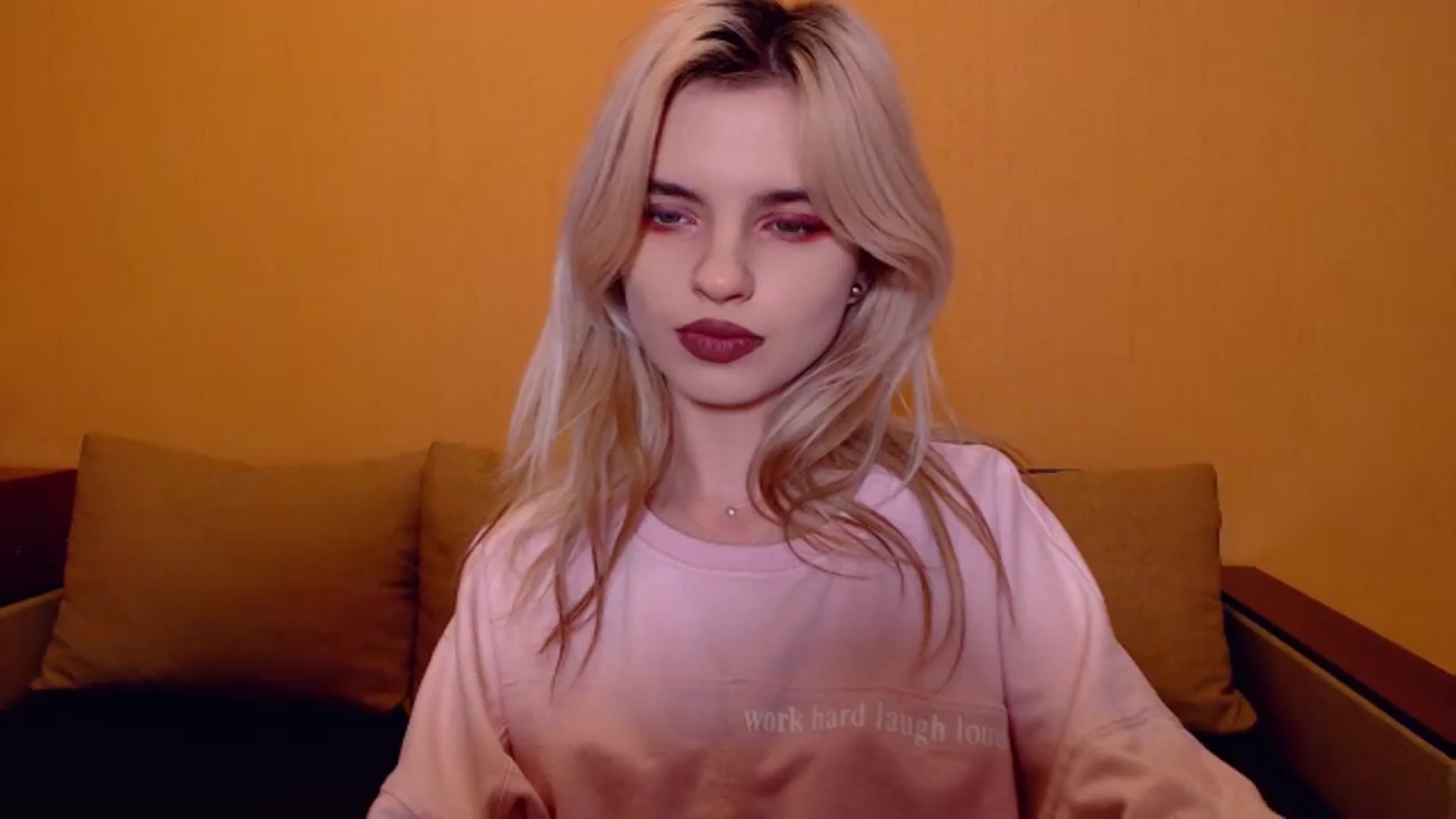 Gallery image thumbnail from Erineys's myfreecams stream on, 11/15/2023, 17:41 image 3 of 20