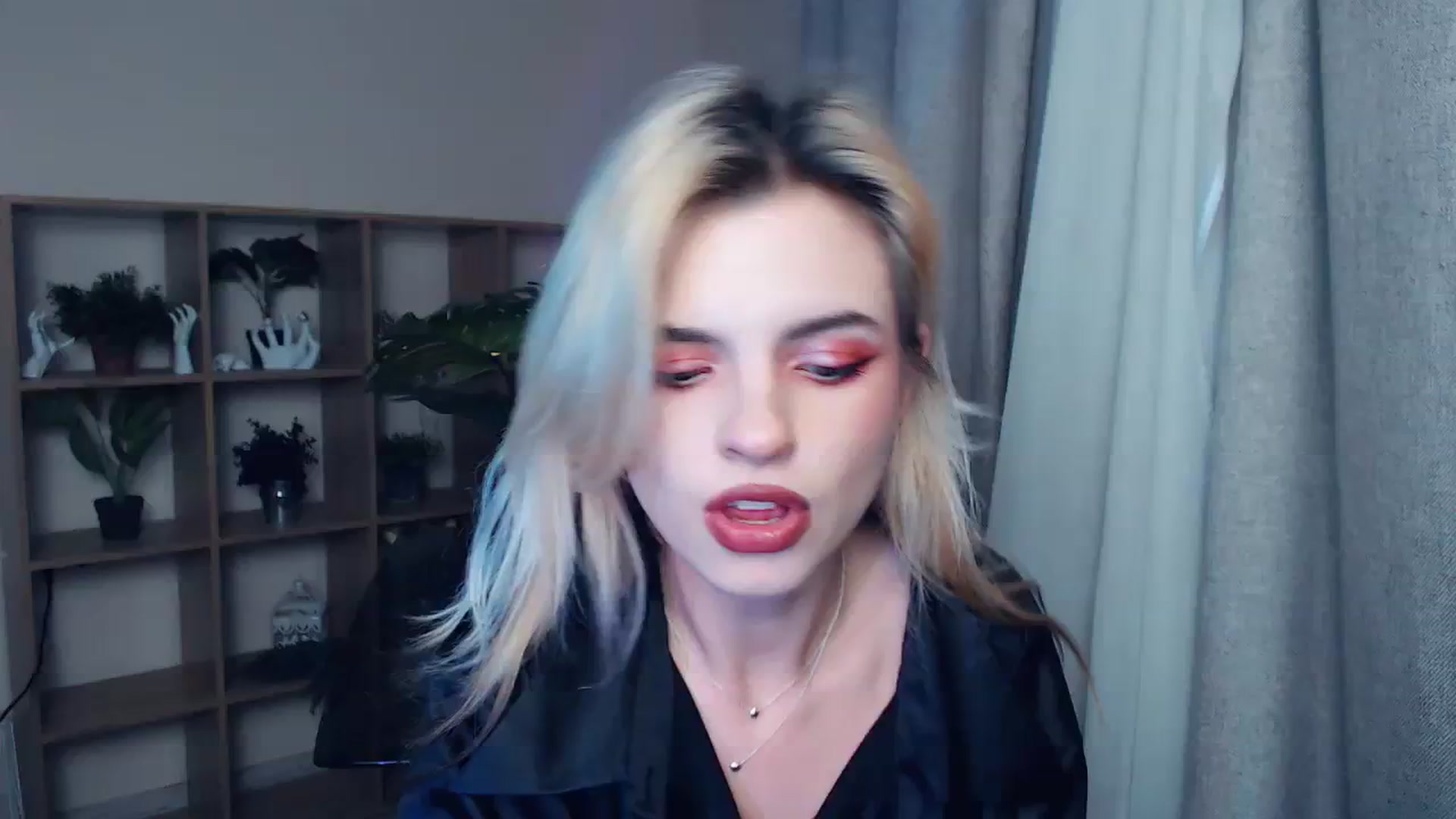 Gallery image thumbnail from Erineys's myfreecams stream on, 11/16/2023, 15:33 image 12 of 20