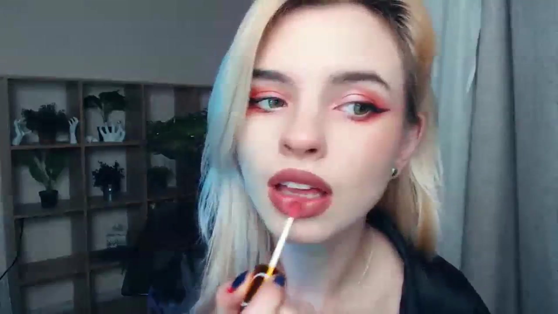 Gallery image thumbnail from Erineys's myfreecams stream on, 11/16/2023, 15:33 image 8 of 20