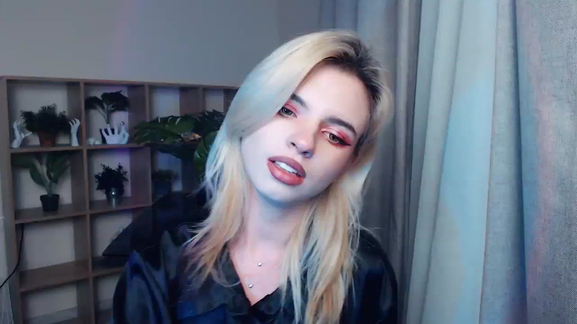Gallery image thumbnail from Erineys's myfreecams stream on, 11/16/2023, 16:53 image 9 of 20