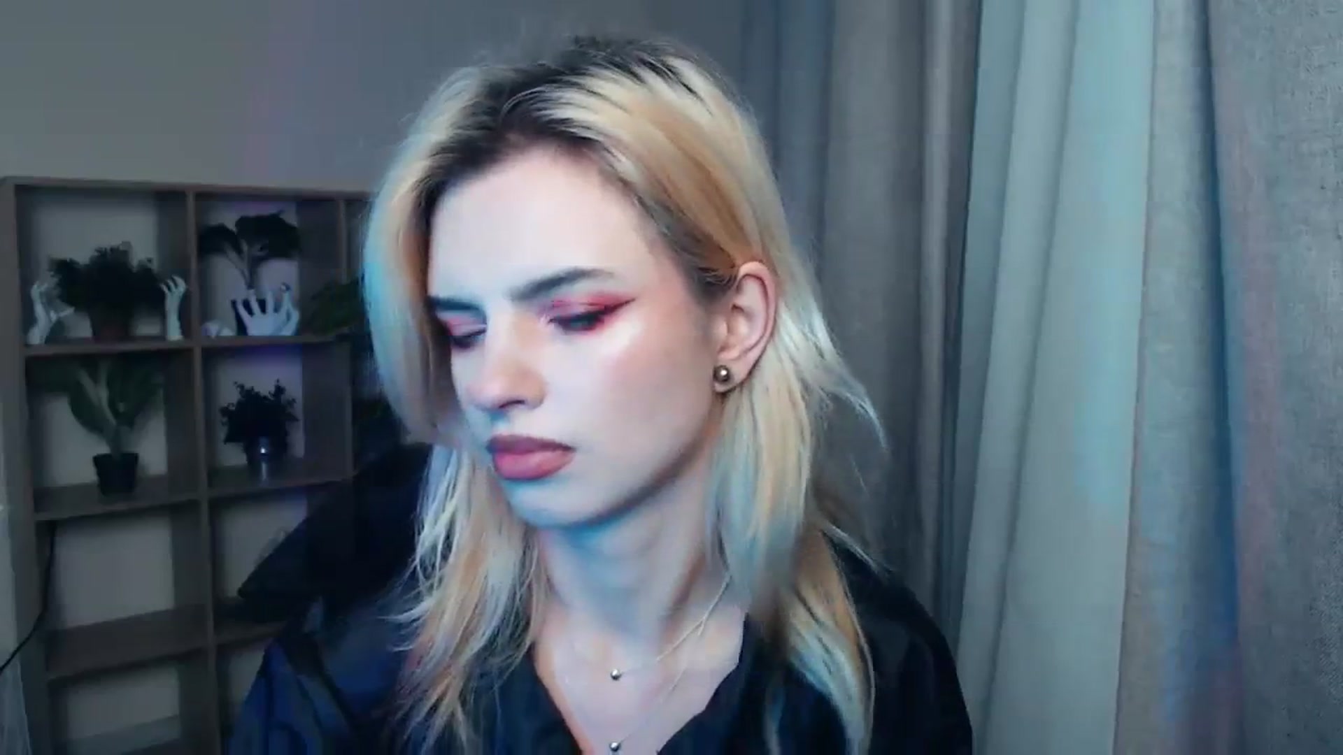 Gallery image thumbnail from Erineys's myfreecams stream on, 11/16/2023, 16:53 image 13 of 20