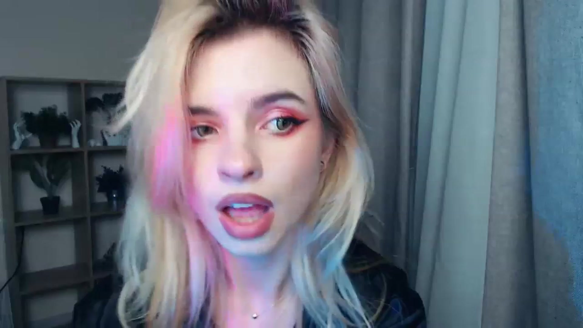 Gallery image thumbnail from Erineys's myfreecams stream on, 11/16/2023, 16:53 image 16 of 20