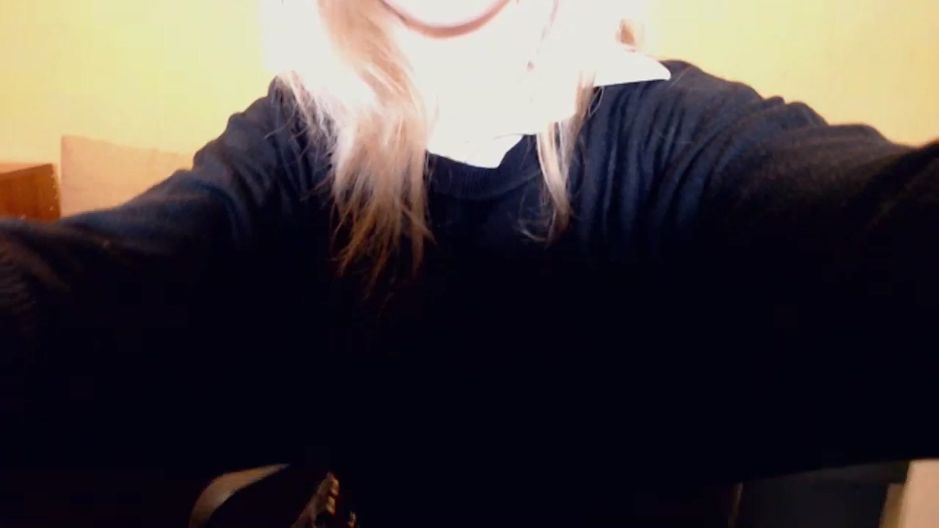 Gallery image thumbnail from Erineys's myfreecams stream on, 11/17/2023, 16:34 image 9 of 20