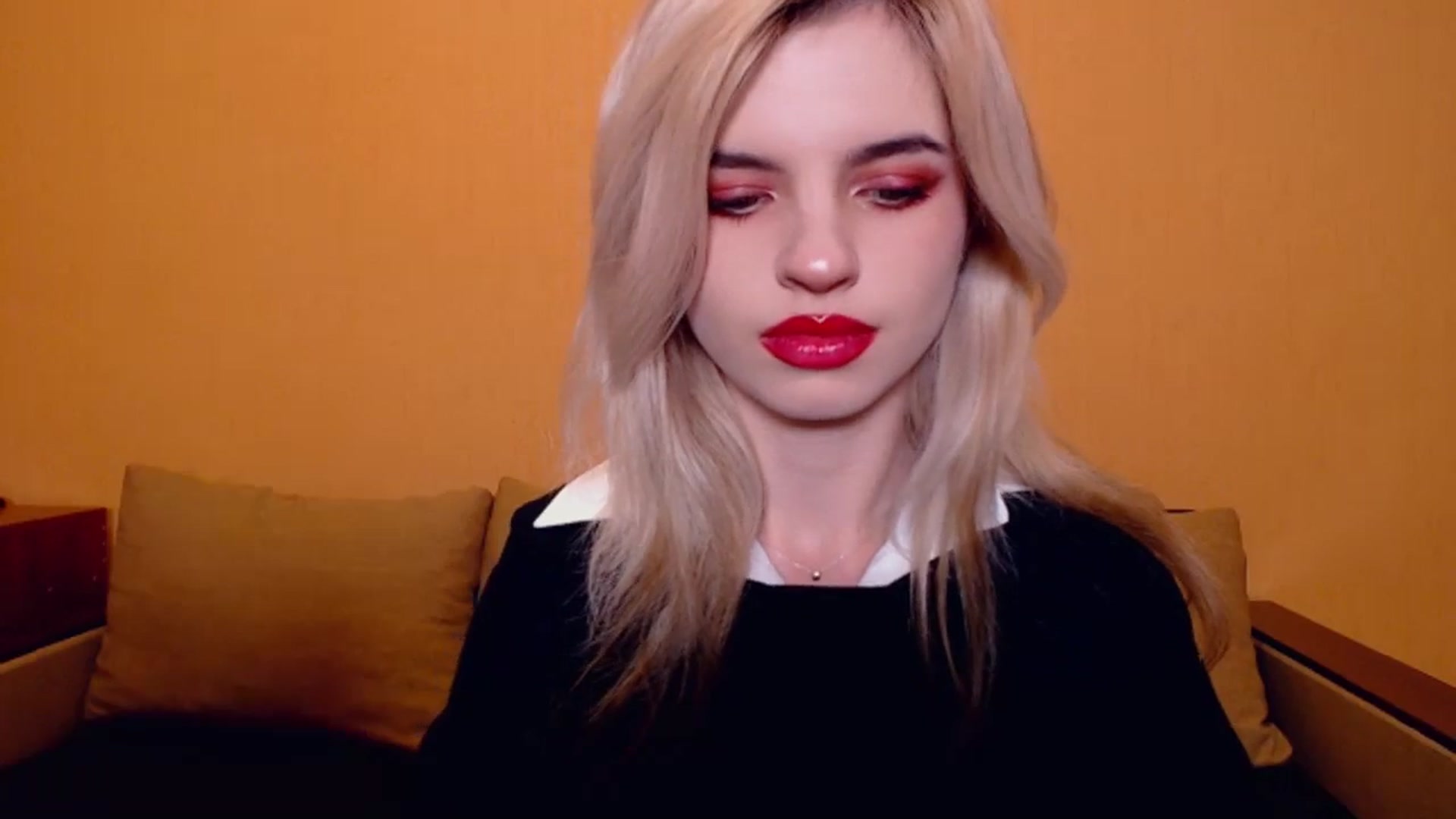 Gallery image thumbnail from Erineys's myfreecams stream on, 11/17/2023, 17:02 image 12 of 20