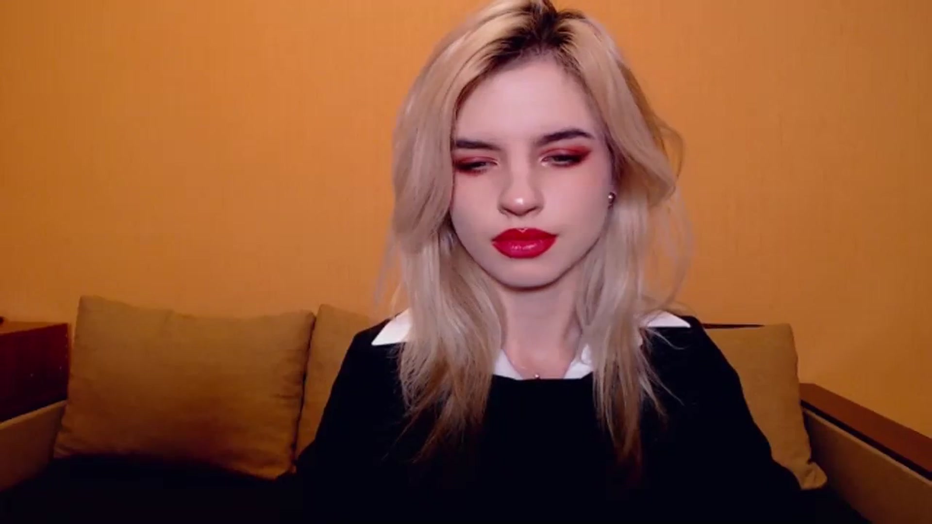 Gallery image thumbnail from Erineys's myfreecams stream on, 11/17/2023, 17:02 image 15 of 20