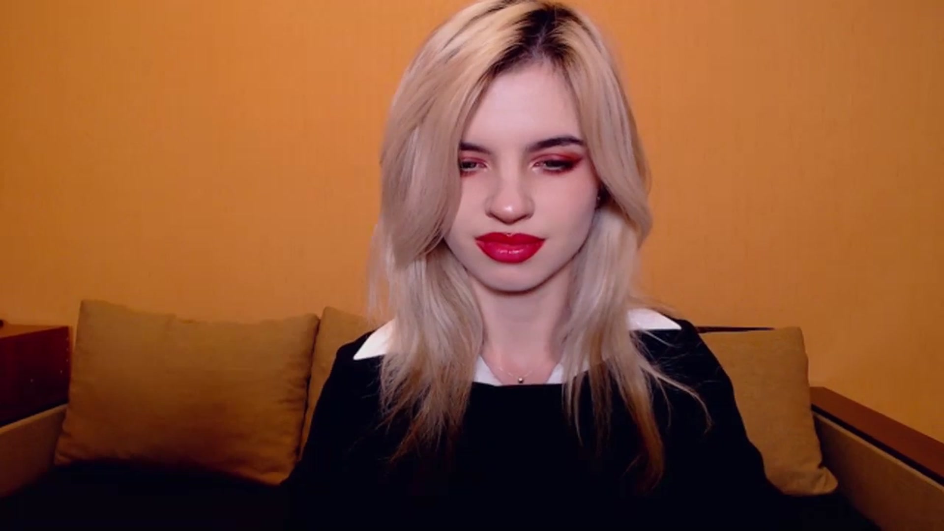 Gallery image thumbnail from Erineys's myfreecams stream on, 11/17/2023, 17:02 image 13 of 20