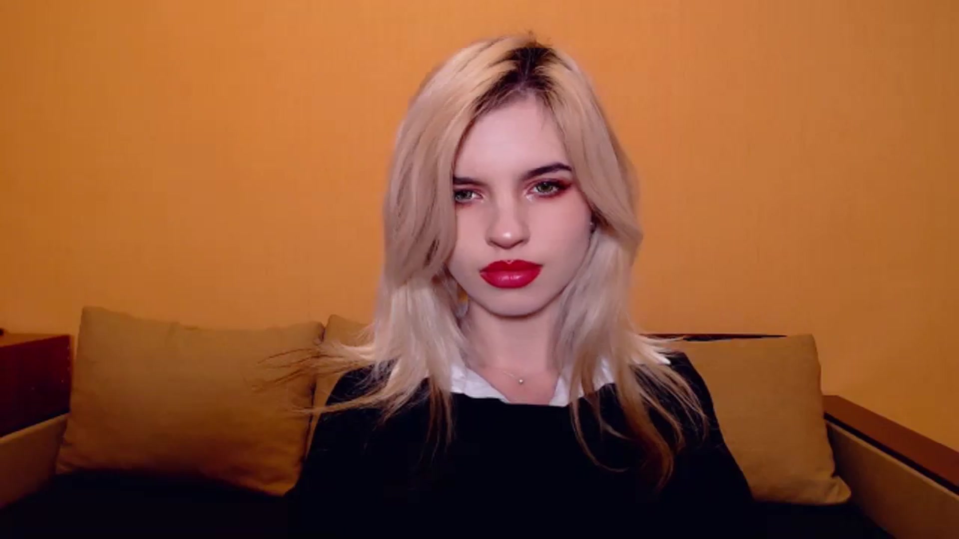 Gallery image thumbnail from Erineys's myfreecams stream on, 11/17/2023, 17:47 image 14 of 20