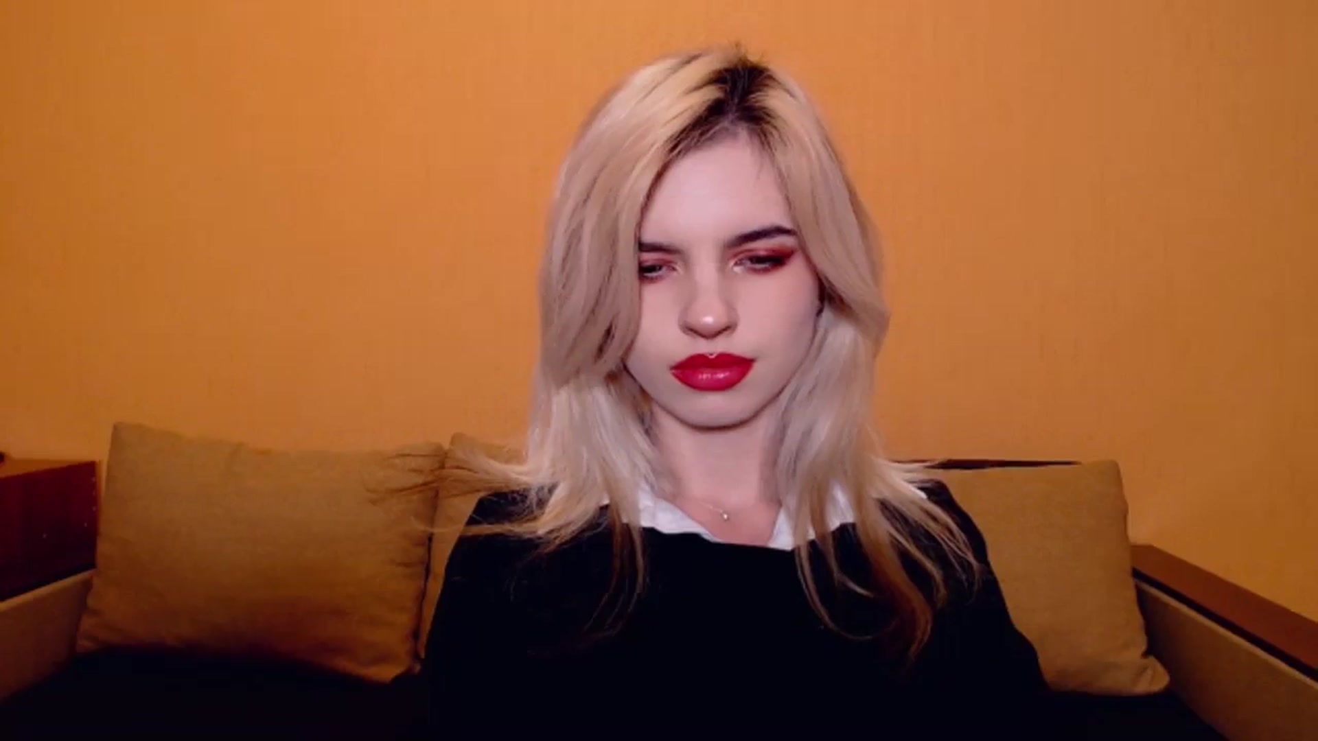 Gallery image thumbnail from Erineys's myfreecams stream on, 11/17/2023, 17:47 image 11 of 20