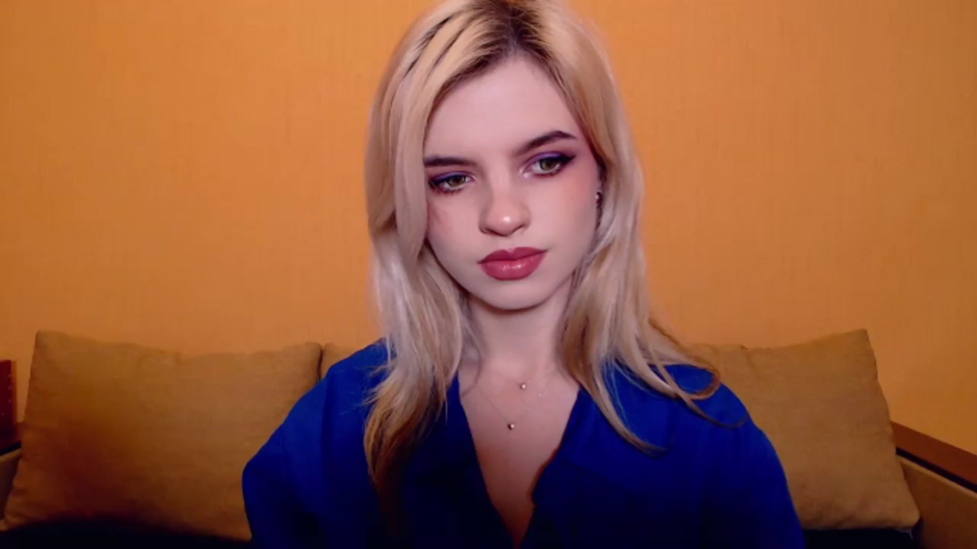 Gallery image thumbnail from Erineys's myfreecams stream on, 11/18/2023, 14:35 image 6 of 20