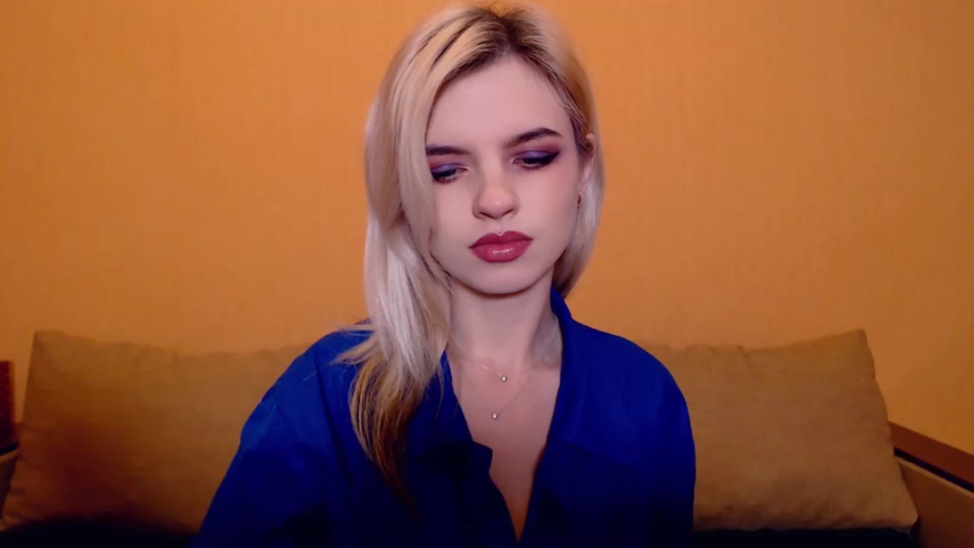 Gallery image thumbnail from Erineys's myfreecams stream on, 11/18/2023, 14:35 image 2 of 20