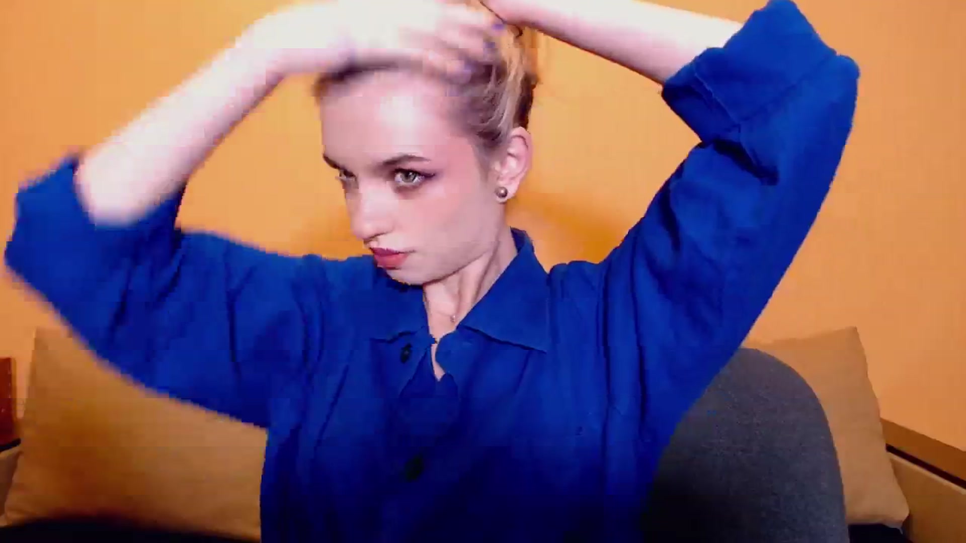 Gallery image thumbnail from Erineys's myfreecams stream on, 11/18/2023, 14:35 image 12 of 20