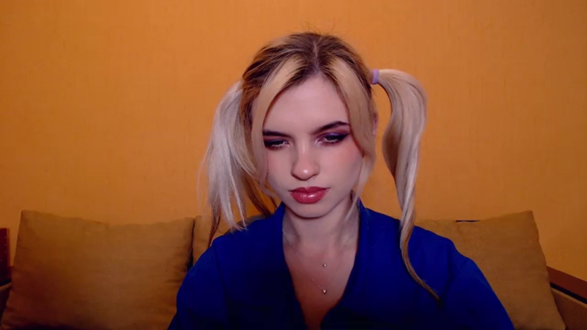 Gallery image thumbnail from Erineys's myfreecams stream on, 11/18/2023, 17:26 image 2 of 20