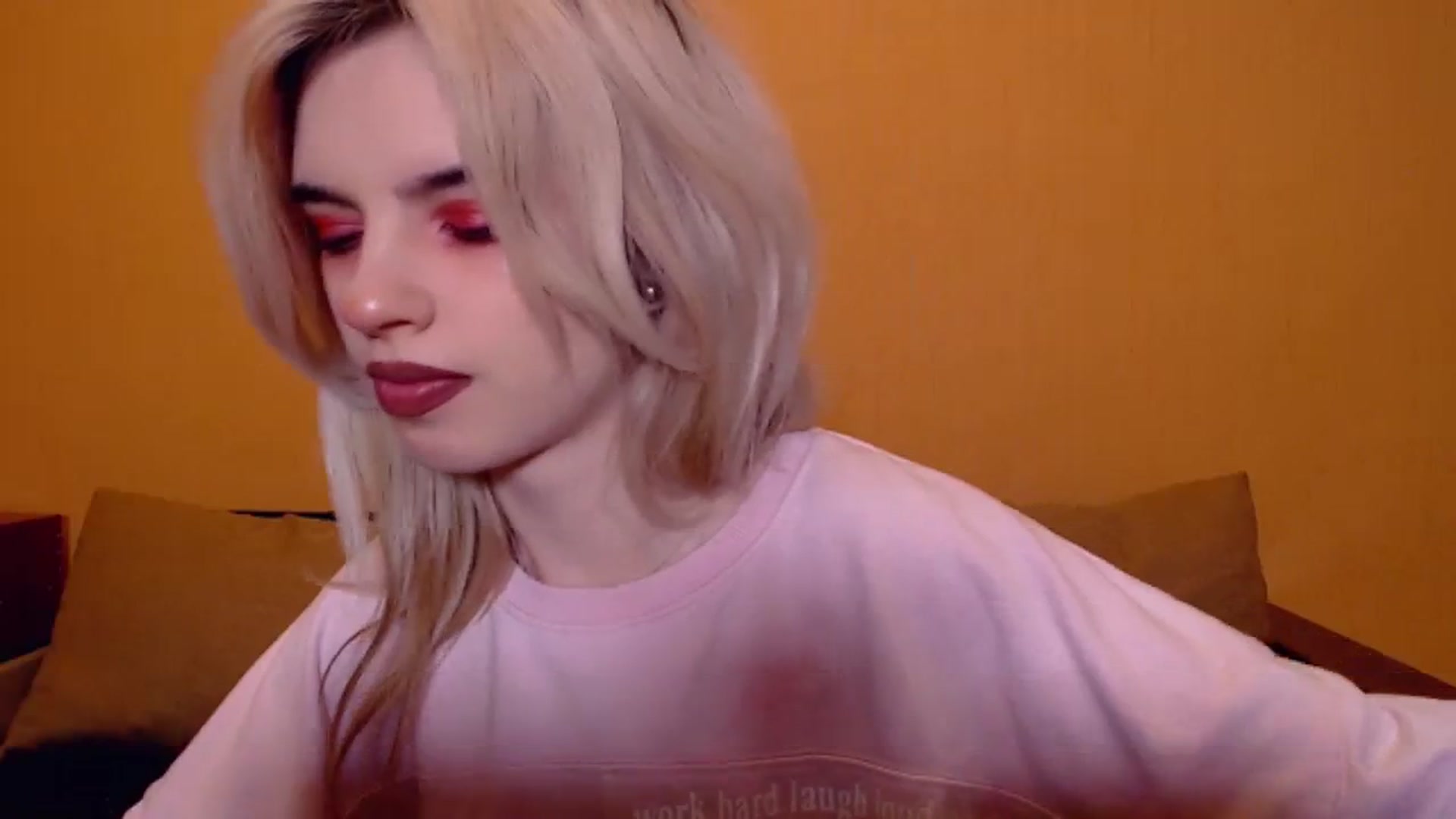 Gallery image thumbnail from Erineys's myfreecams stream on, 11/19/2023, 15:59 image 20 of 20