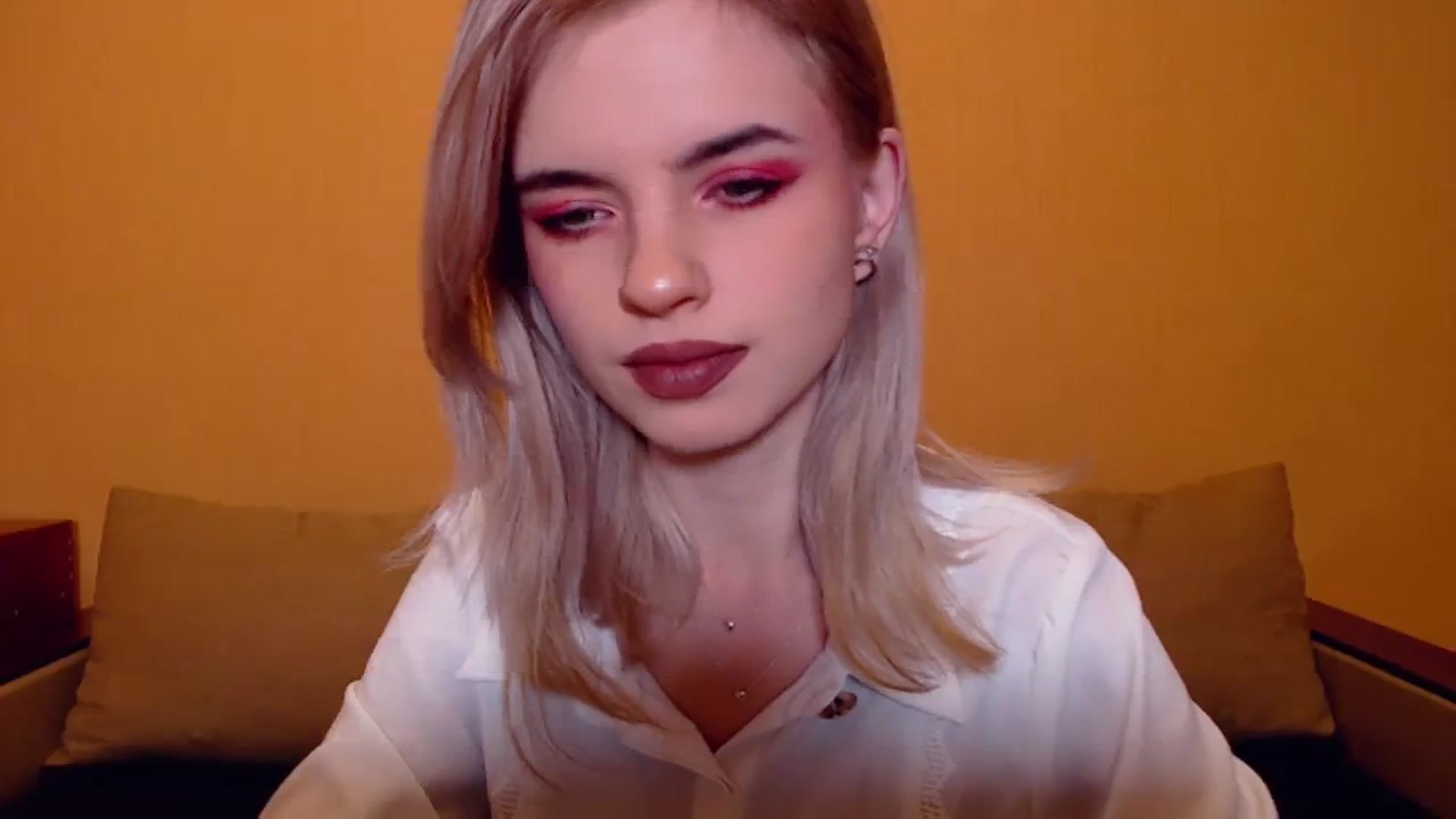 Gallery image thumbnail from Erineys's myfreecams stream on, 11/23/2023, 15:22 image 12 of 20