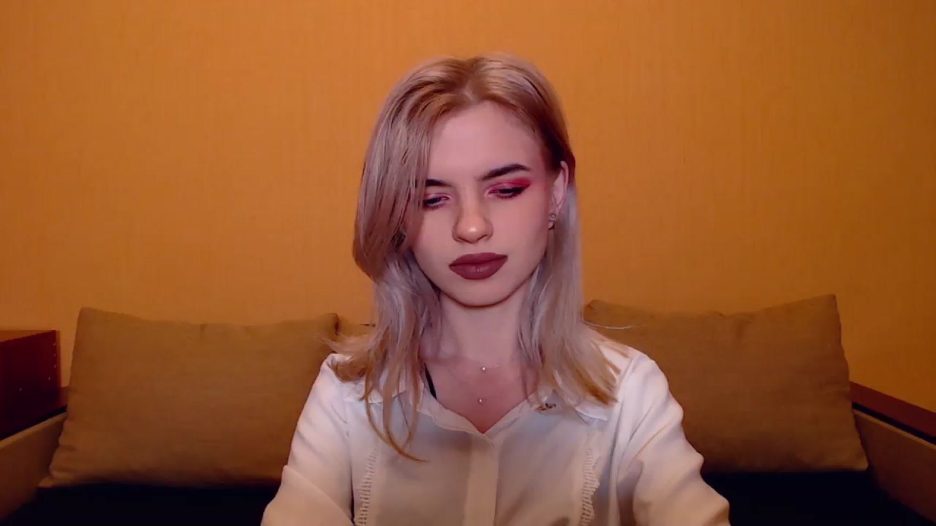 Gallery image thumbnail from Erineys's myfreecams stream on, 11/23/2023, 17:44 image 11 of 20