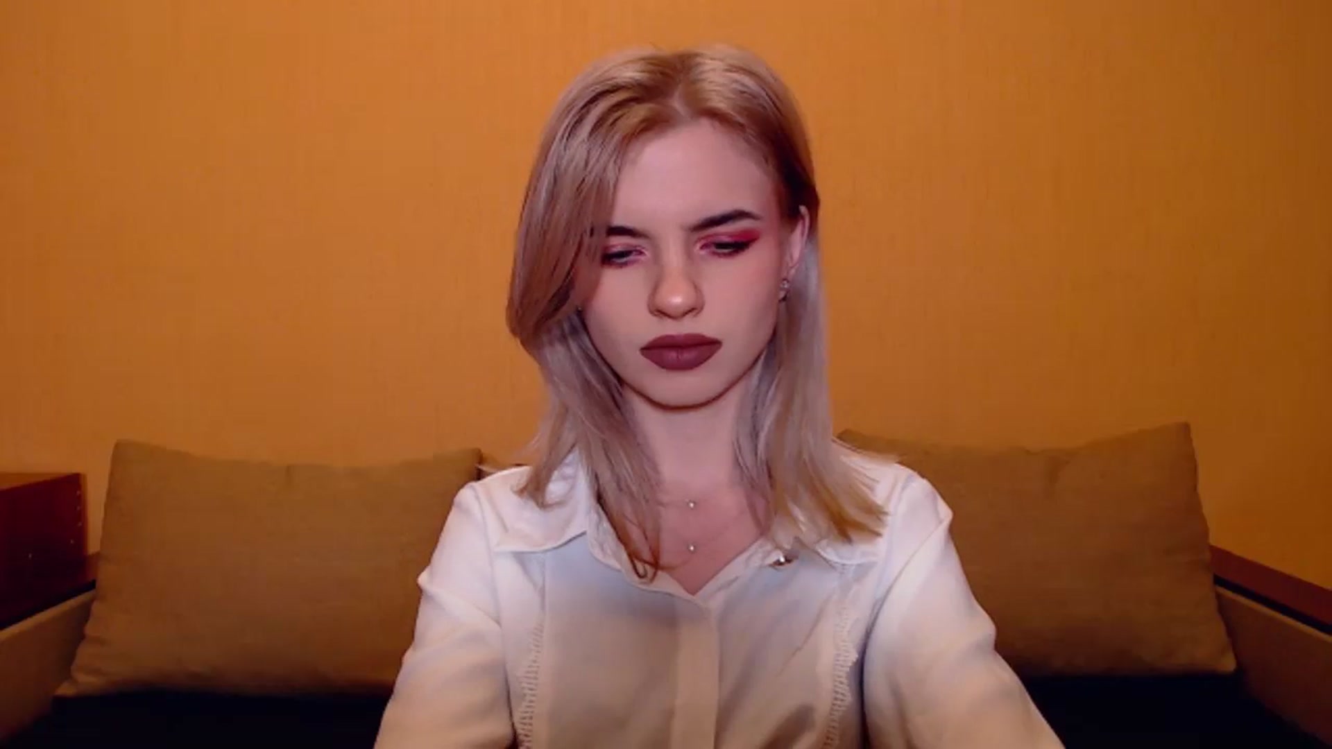 Gallery image thumbnail from Erineys's myfreecams stream on, 11/23/2023, 17:44 image 6 of 20