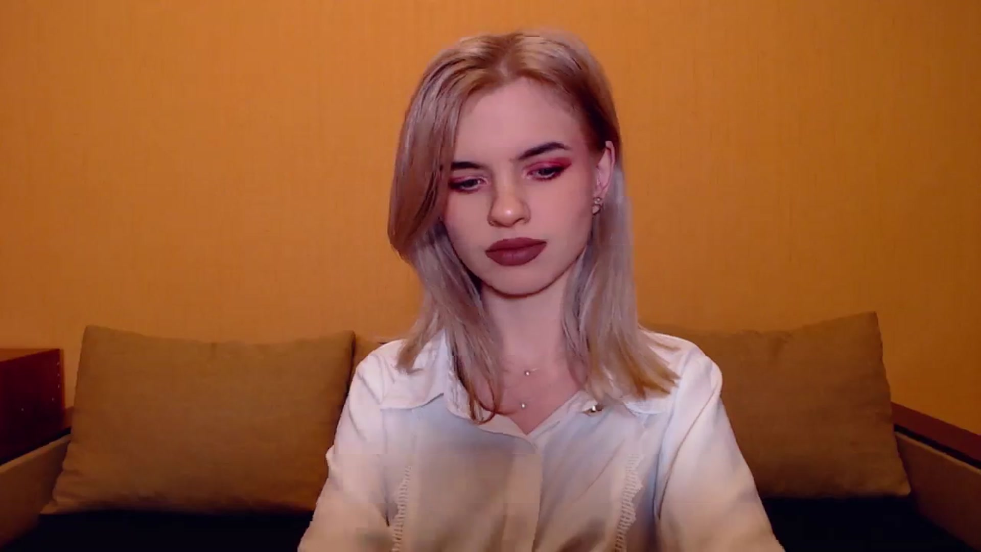 Gallery image thumbnail from Erineys's myfreecams stream on, 11/23/2023, 17:44 image 5 of 20