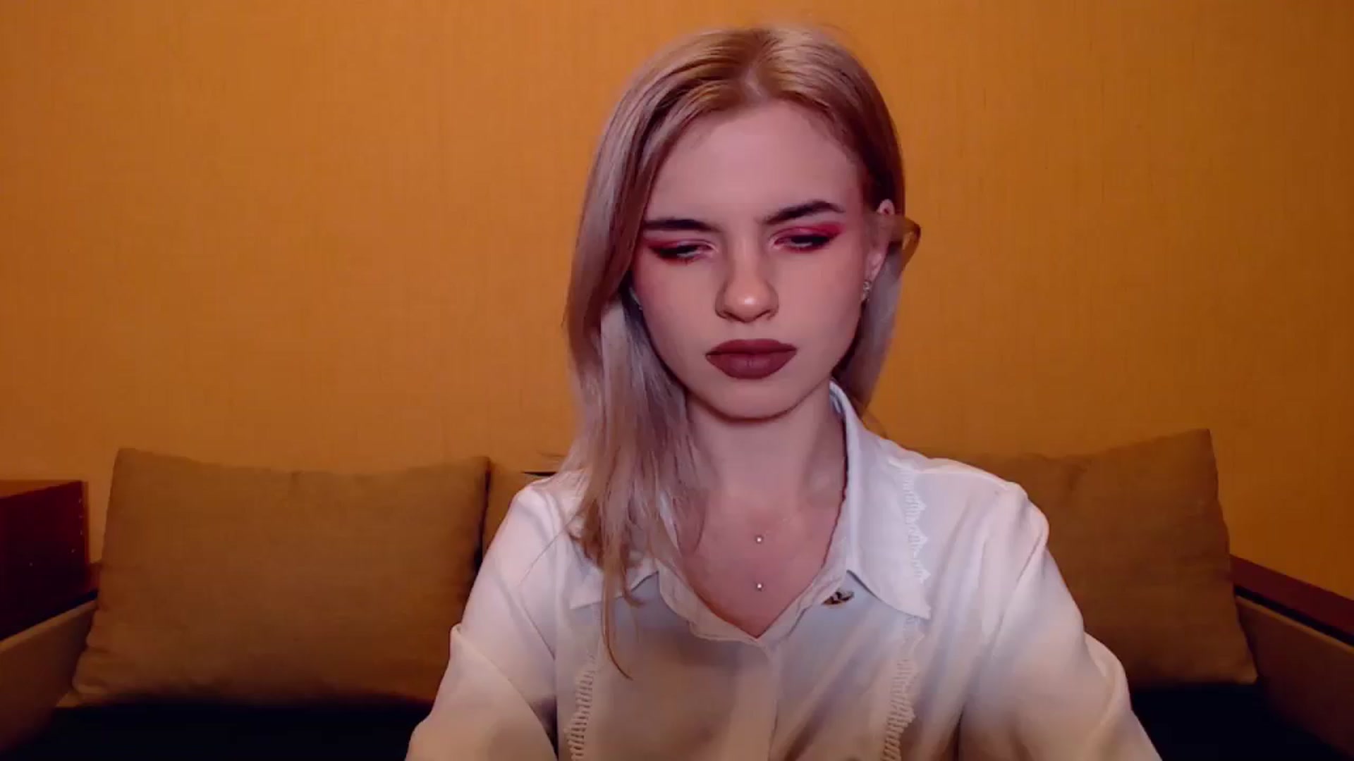 Gallery image thumbnail from Erineys's myfreecams stream on, 11/23/2023, 17:44 image 1 of 20