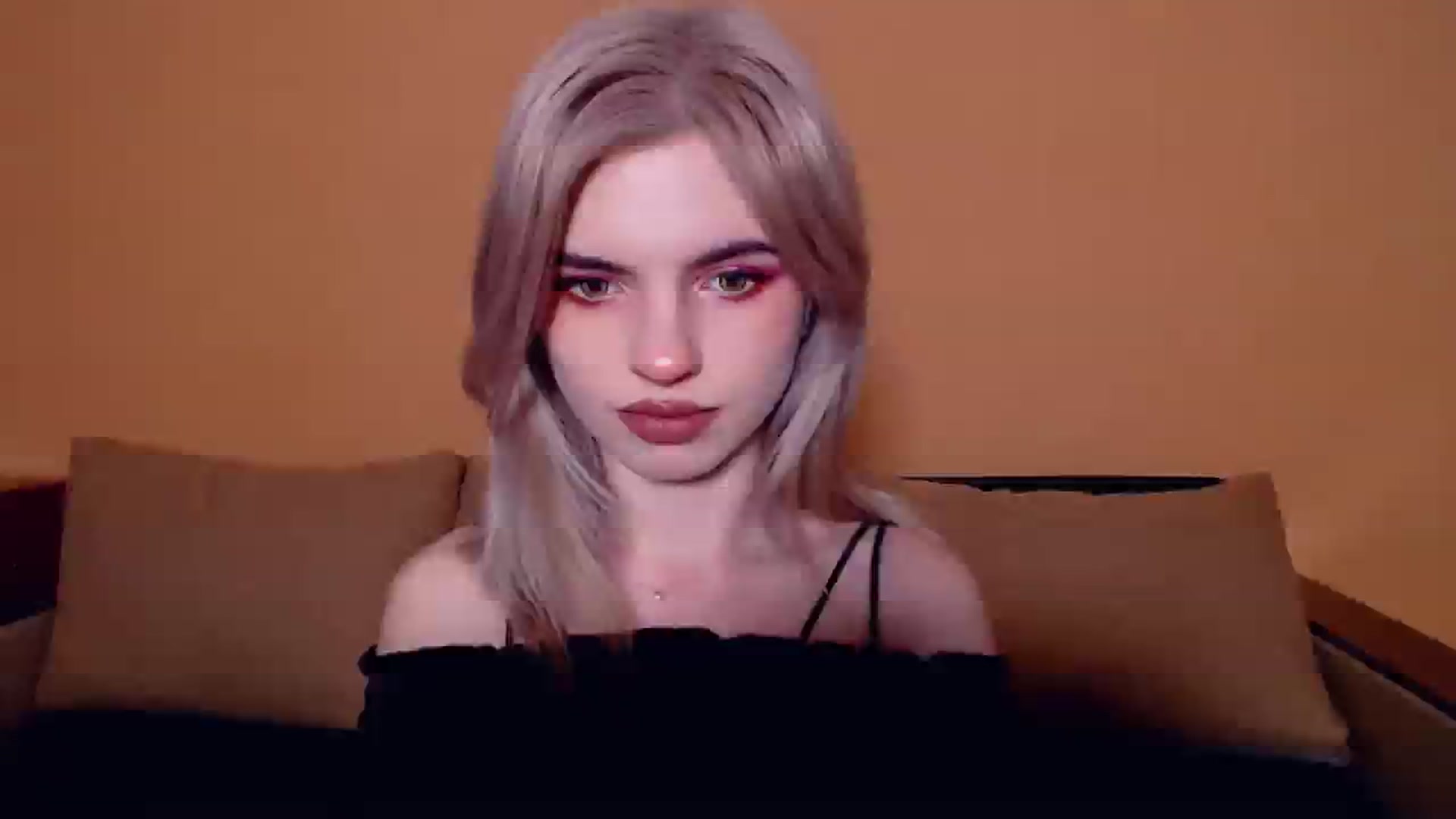 Gallery image thumbnail from Erineys's myfreecams stream on, 11/24/2023, 14:12 image 12 of 20