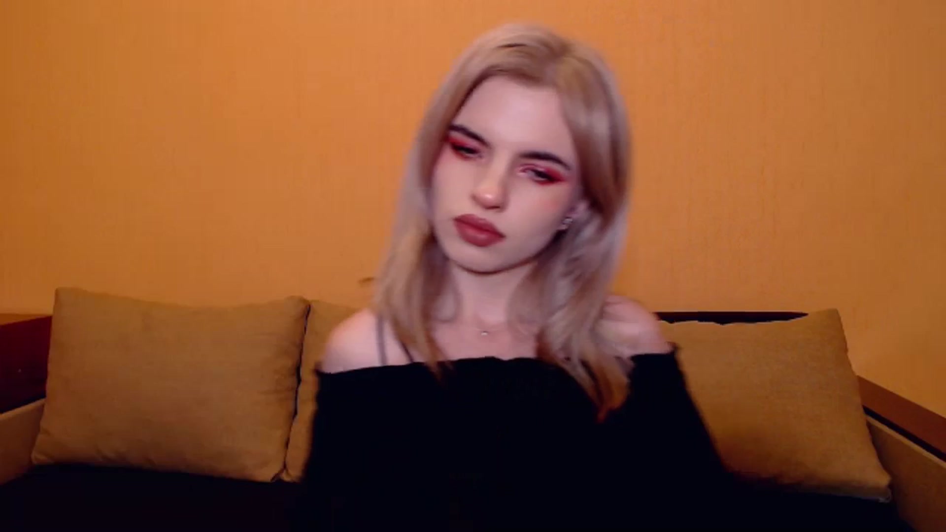 Gallery image thumbnail from Erineys's myfreecams stream on, 11/24/2023, 17:46 image 6 of 20