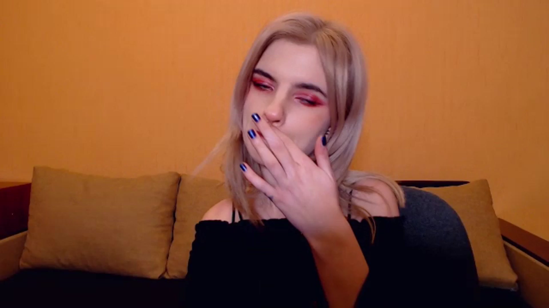 Gallery image thumbnail from Erineys's myfreecams stream on, 11/24/2023, 17:46 image 12 of 20