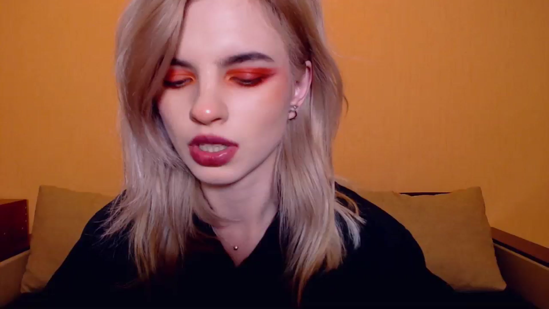 Gallery image thumbnail from Erineys's myfreecams stream on, 11/25/2023, 16:28 image 11 of 20