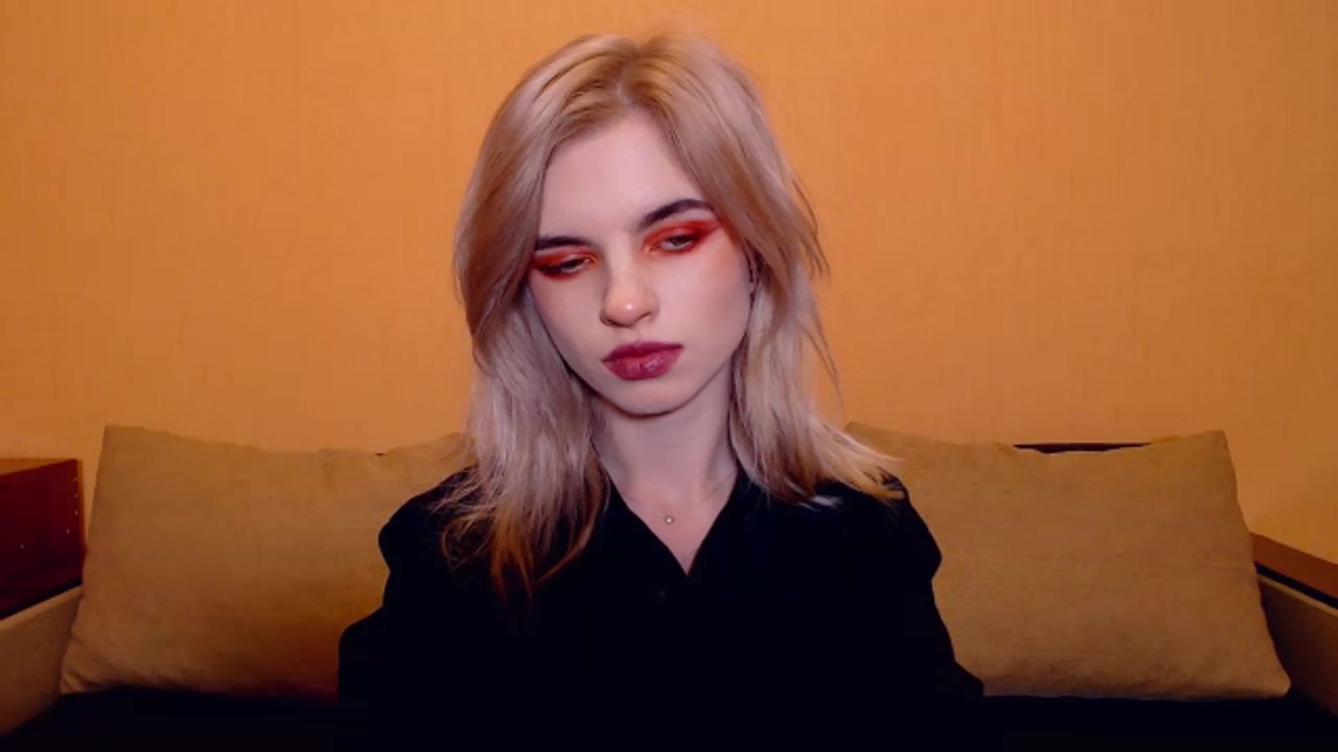 Gallery image thumbnail from Erineys's myfreecams stream on, 11/25/2023, 17:15 image 20 of 20