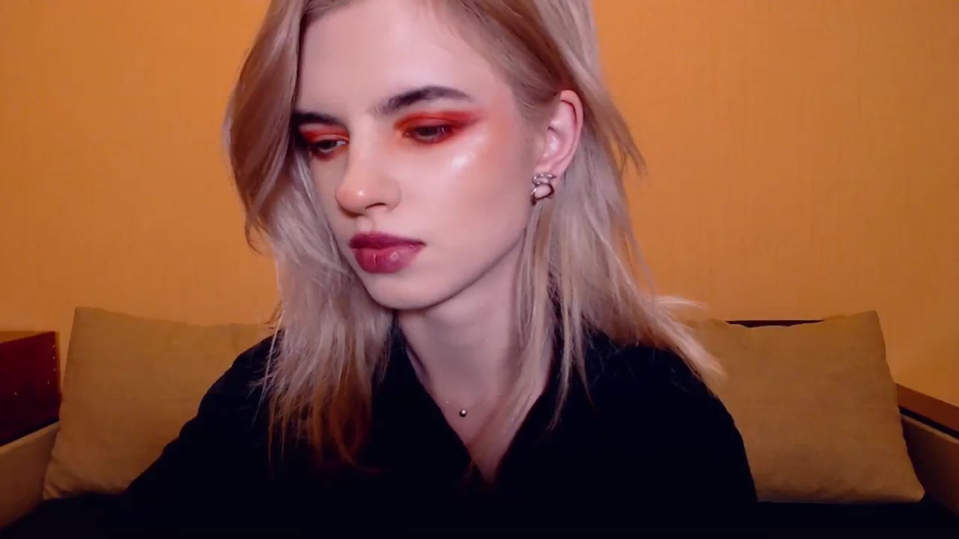 Gallery image thumbnail from Erineys's myfreecams stream on, 11/25/2023, 17:15 image 4 of 20