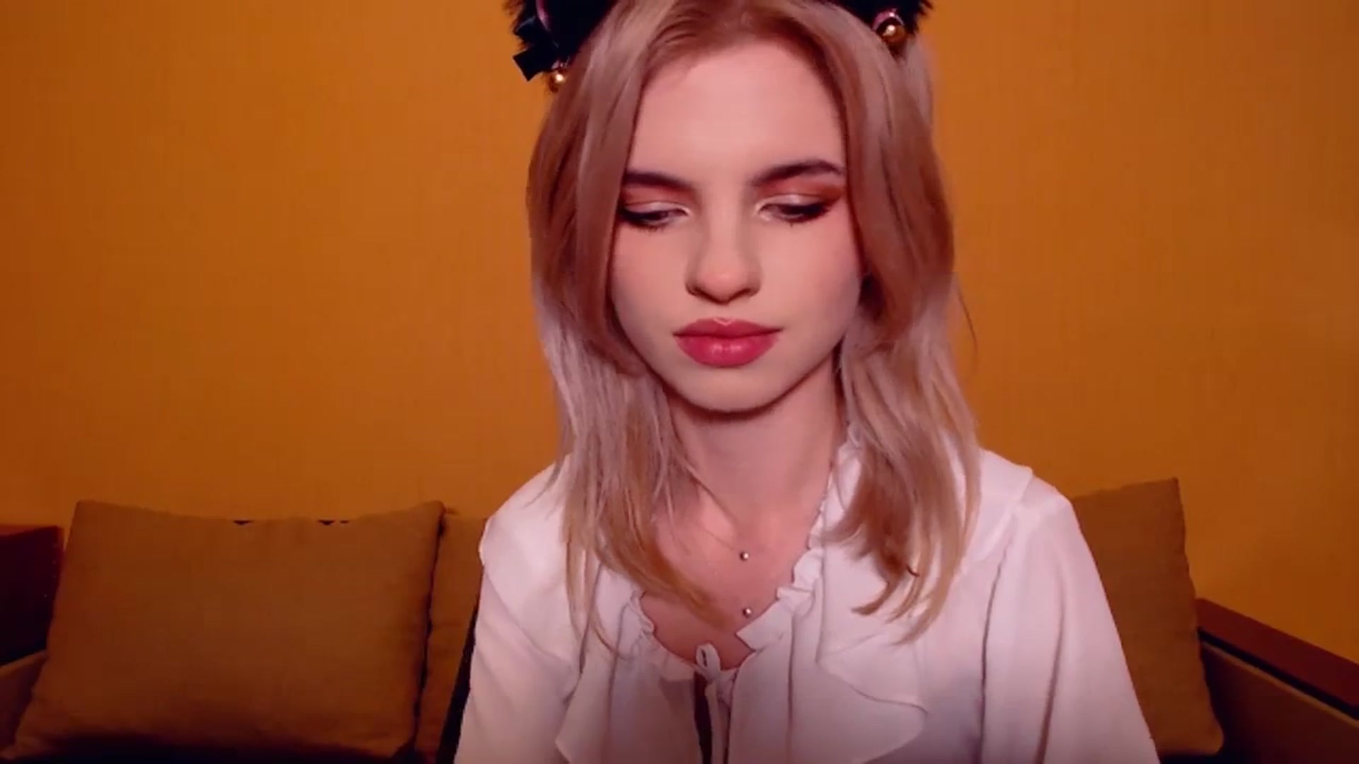 Gallery image thumbnail from Erineys's myfreecams stream on, 11/26/2023, 15:44 image 7 of 20